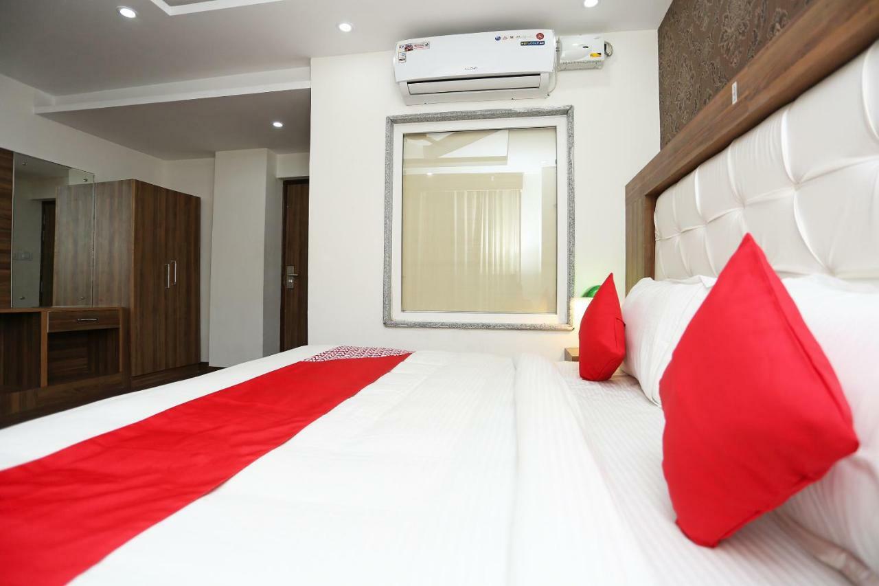 فندق ماكليود غانجفي  Oyo 35917 Vatika Heights المظهر الخارجي الصورة